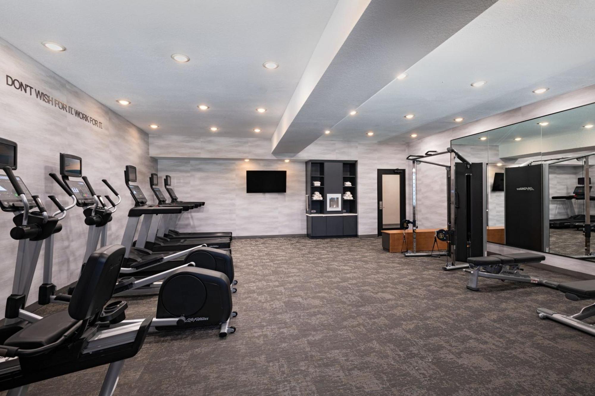 Fairfield By Marriott Inn & Suites ฮิลส์โบโร ภายนอก รูปภาพ