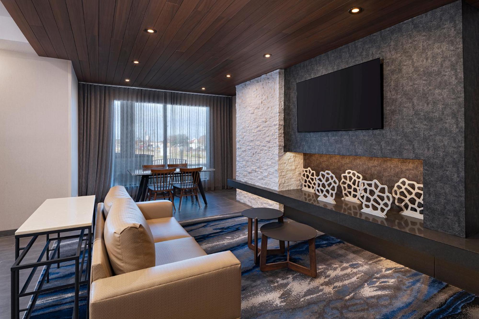 Fairfield By Marriott Inn & Suites ฮิลส์โบโร ภายนอก รูปภาพ