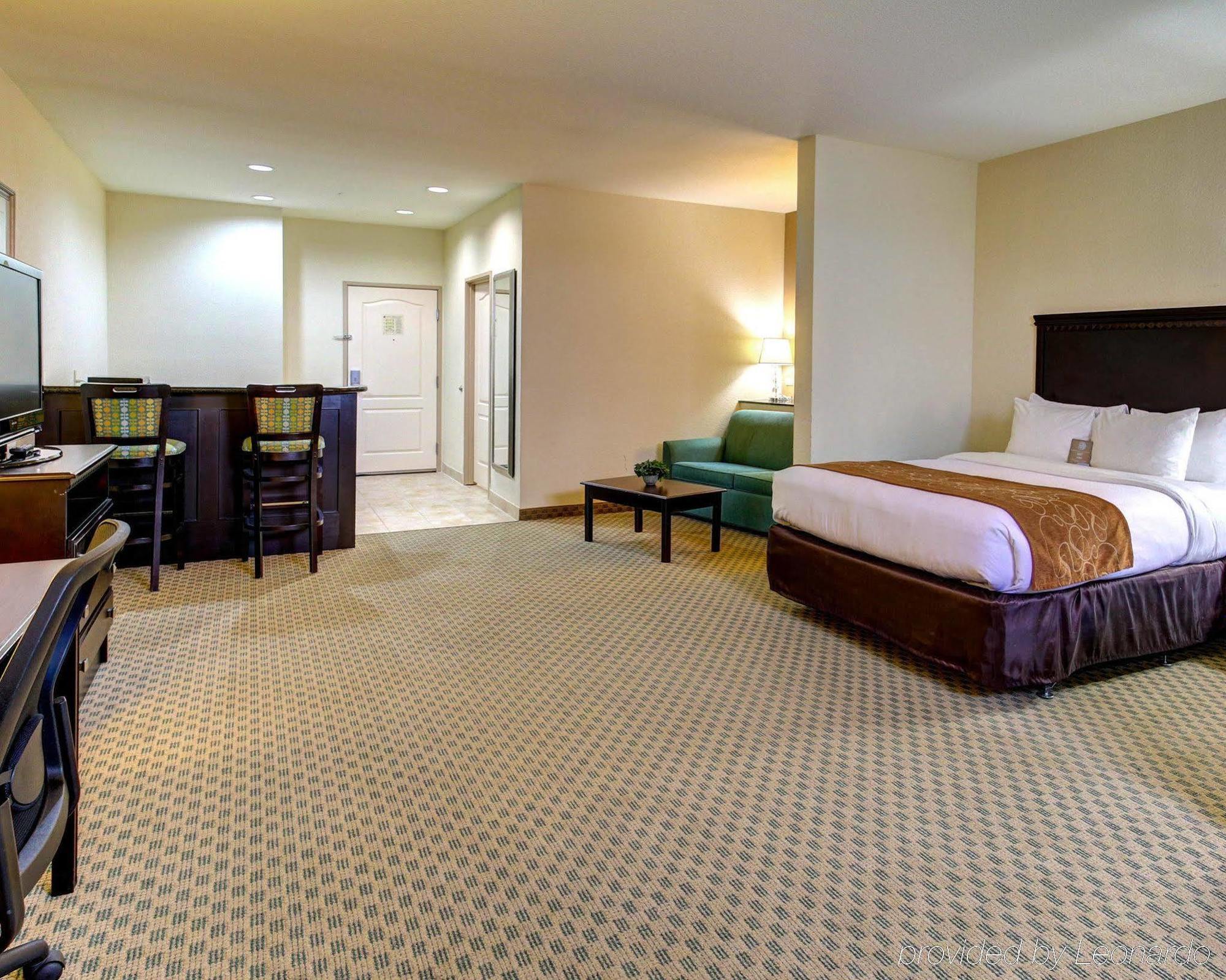 Fairfield By Marriott Inn & Suites ฮิลส์โบโร ภายนอก รูปภาพ